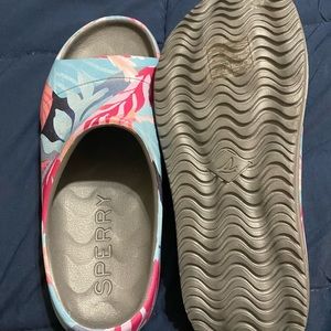 Sperry recovery slides size 10 new without tags